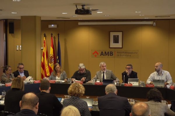 El AMB aprueba inicialmente un presupuesto consolidado de 2.558,5 millones de euros