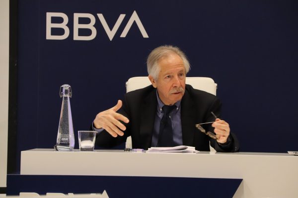 El catedrático emérico de la UAB durante la presentación del Anuario Comarcal del BBVA. 
