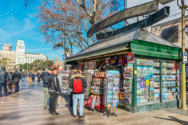 Kiosko en la Rambla de Barcelona.