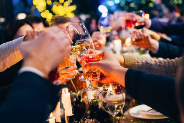 Vuelven las cenas de Navidad de empresa tras la pandemia.